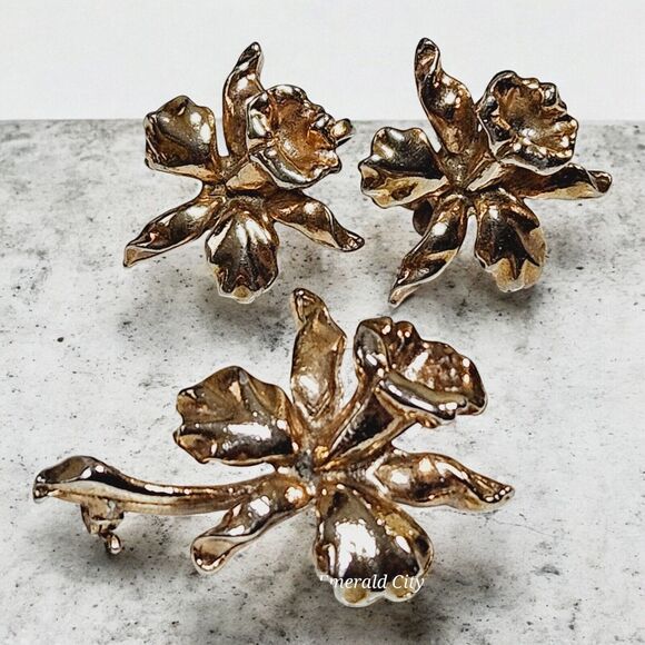 Vtg Jack In The Pulpit Screw Earrings Matching Brooch Set Gold Tone Iris Bundle - Picture 12 of 14